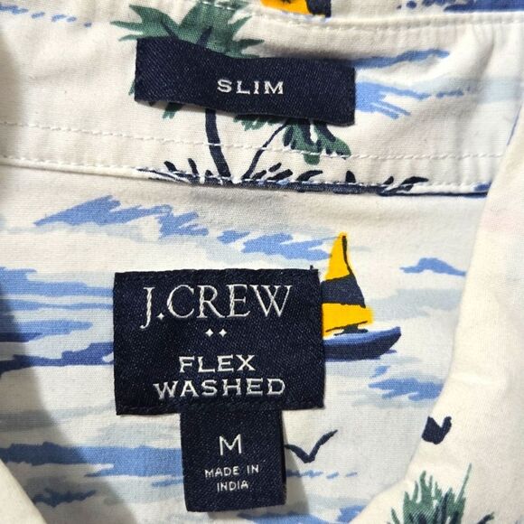 J. Crew Flex Washed Short Sleeve Button Down Sailboats Nautical Shirt Medium - Picture 3 of 5